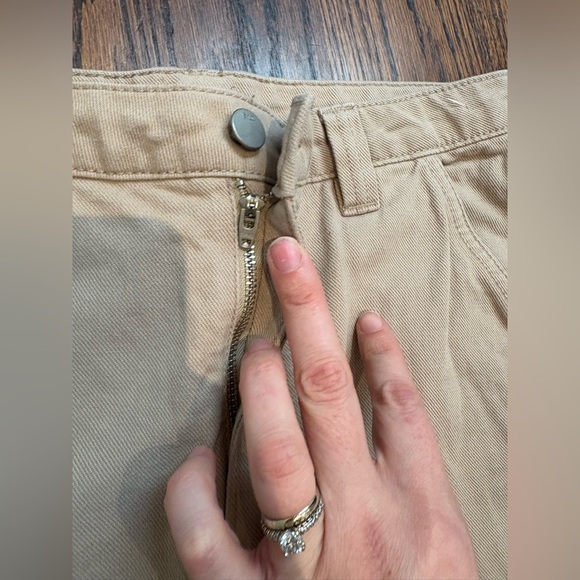 Aritzia Tna Greenwich carpenter pants size 6 cream - Picture 5 of 7